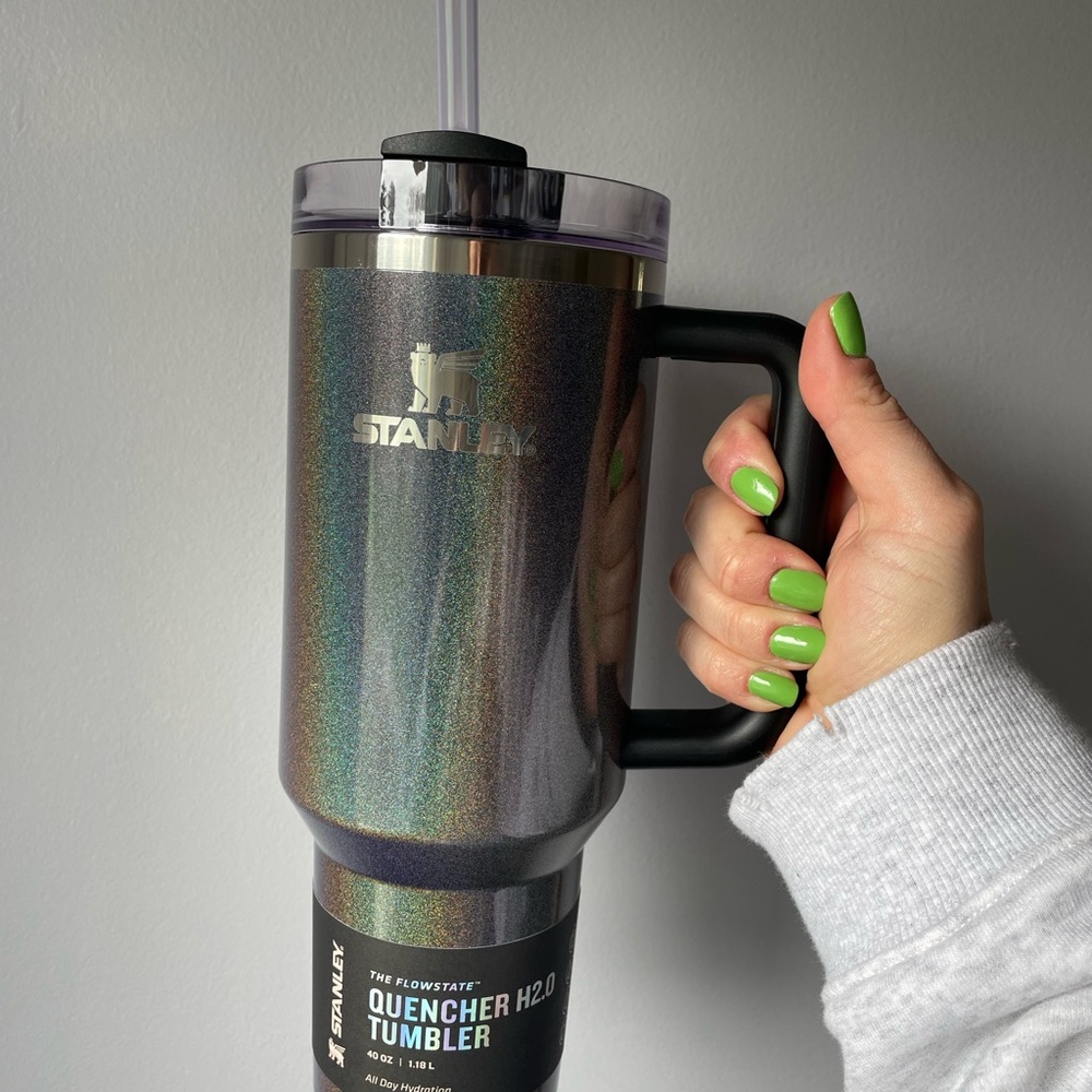 The Midnight Glitz Quencher H2.0 FlowState™ Tumbler | 40 OZ - Midnight Glitz